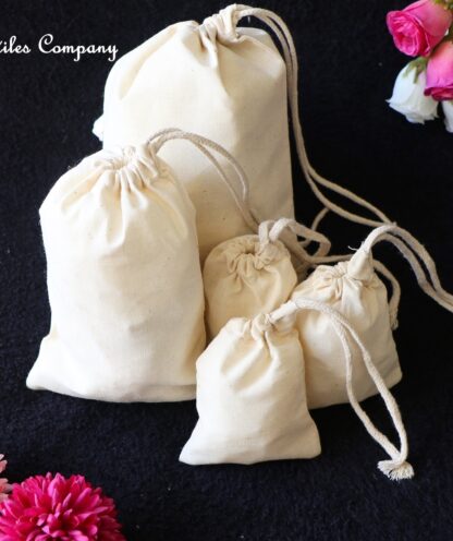 Organic Cotton Single Drawstring Ecofriendly Reusable Muslin Bags Natural Bags. Jewelry bags, gift bags, packaging bags, wedding favors, storage pouch, cloth bags, natural bags, organic cotton, reusable, christmas bags, muslin bags.